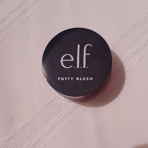 e.l.f. Putty Blush
